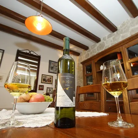 House Dida Mate - Cozy House In Nature With Heated Pool Semesterbostad Tučepi