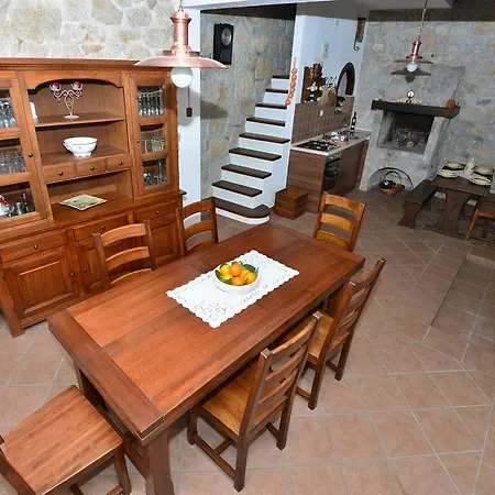 House Dida Mate - Cozy House In Nature With Heated Pool Semesterbostad Tučepi